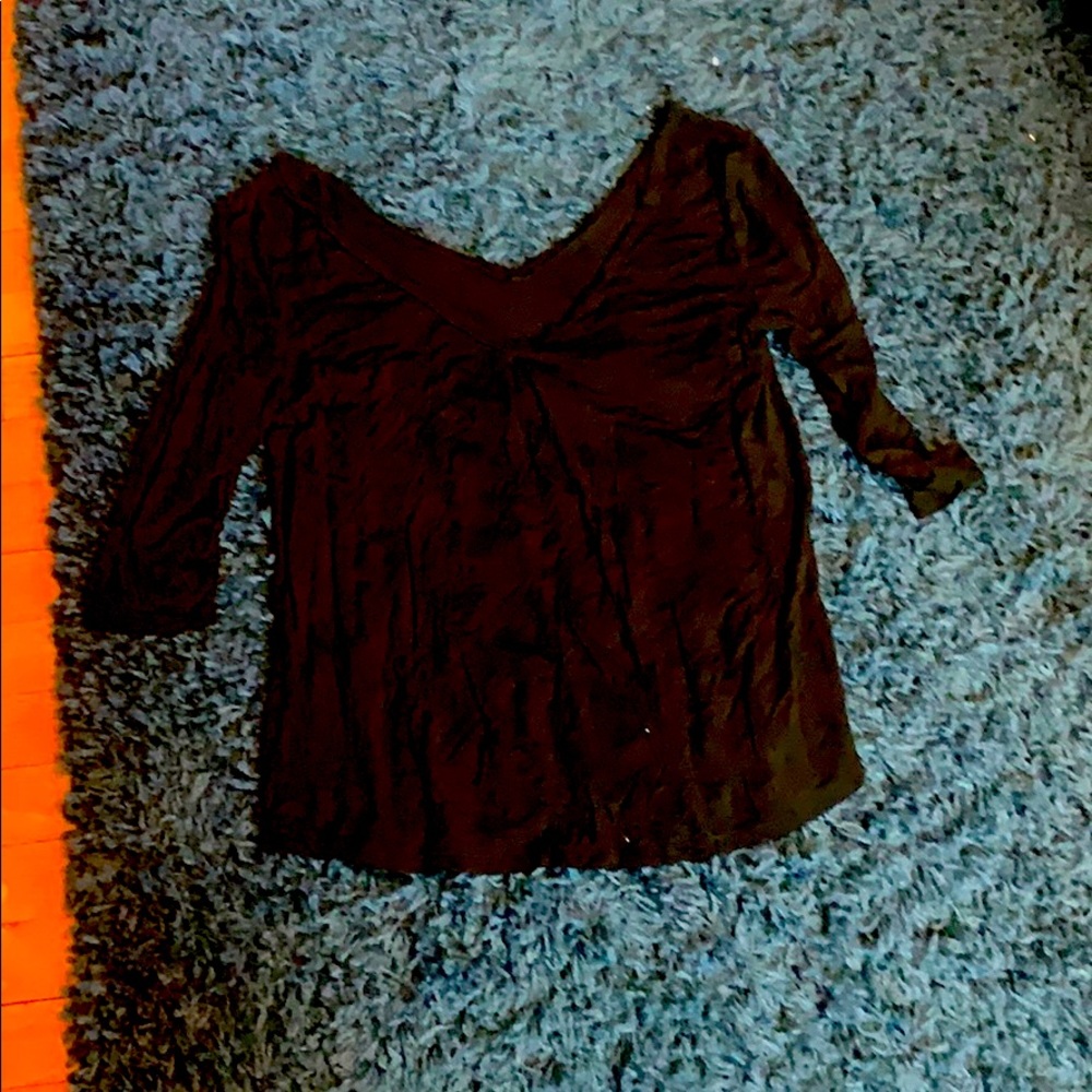 Black v neck half sleeve blouse